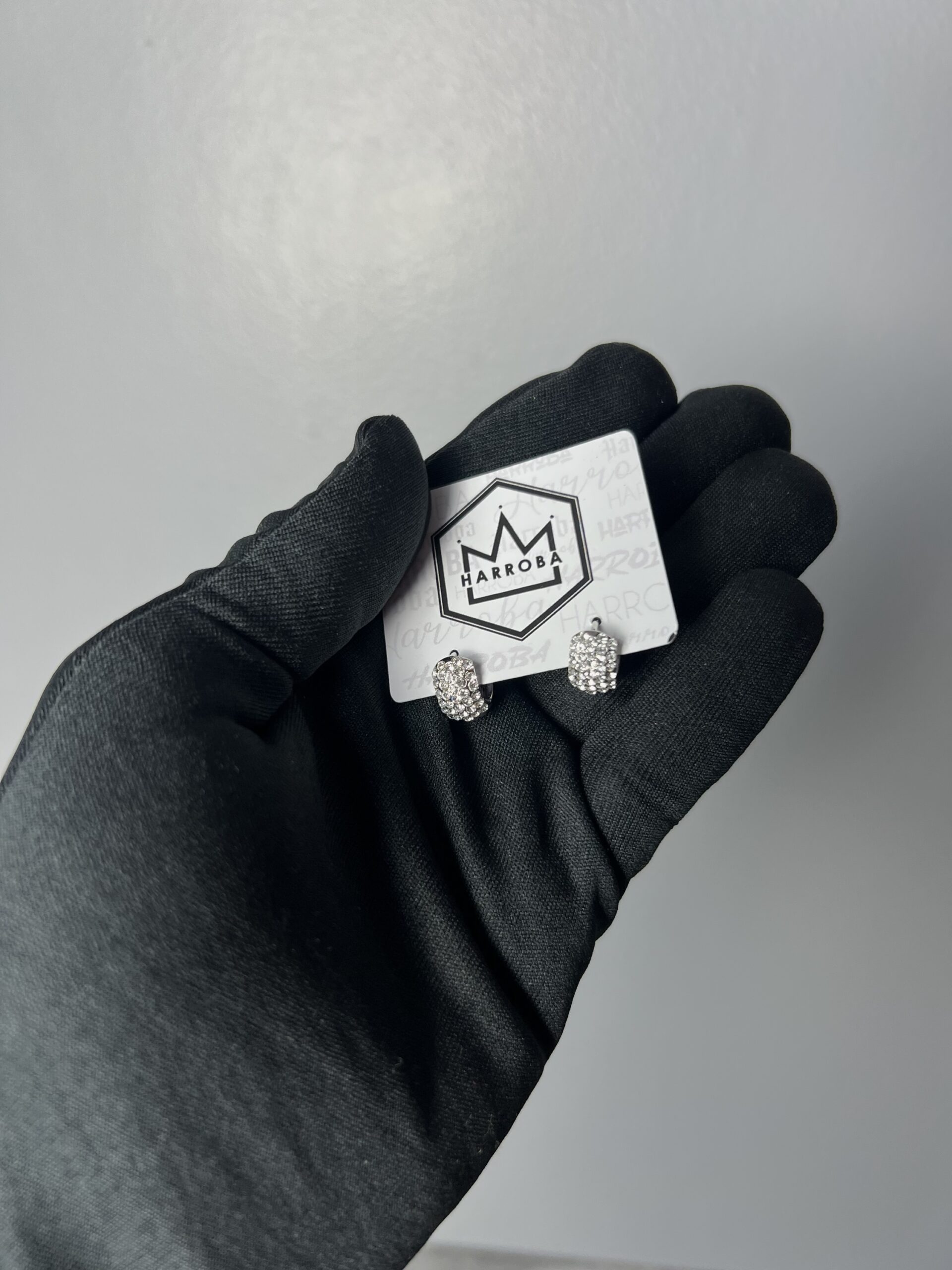 BRINCO CRAVEJADO PRATA M