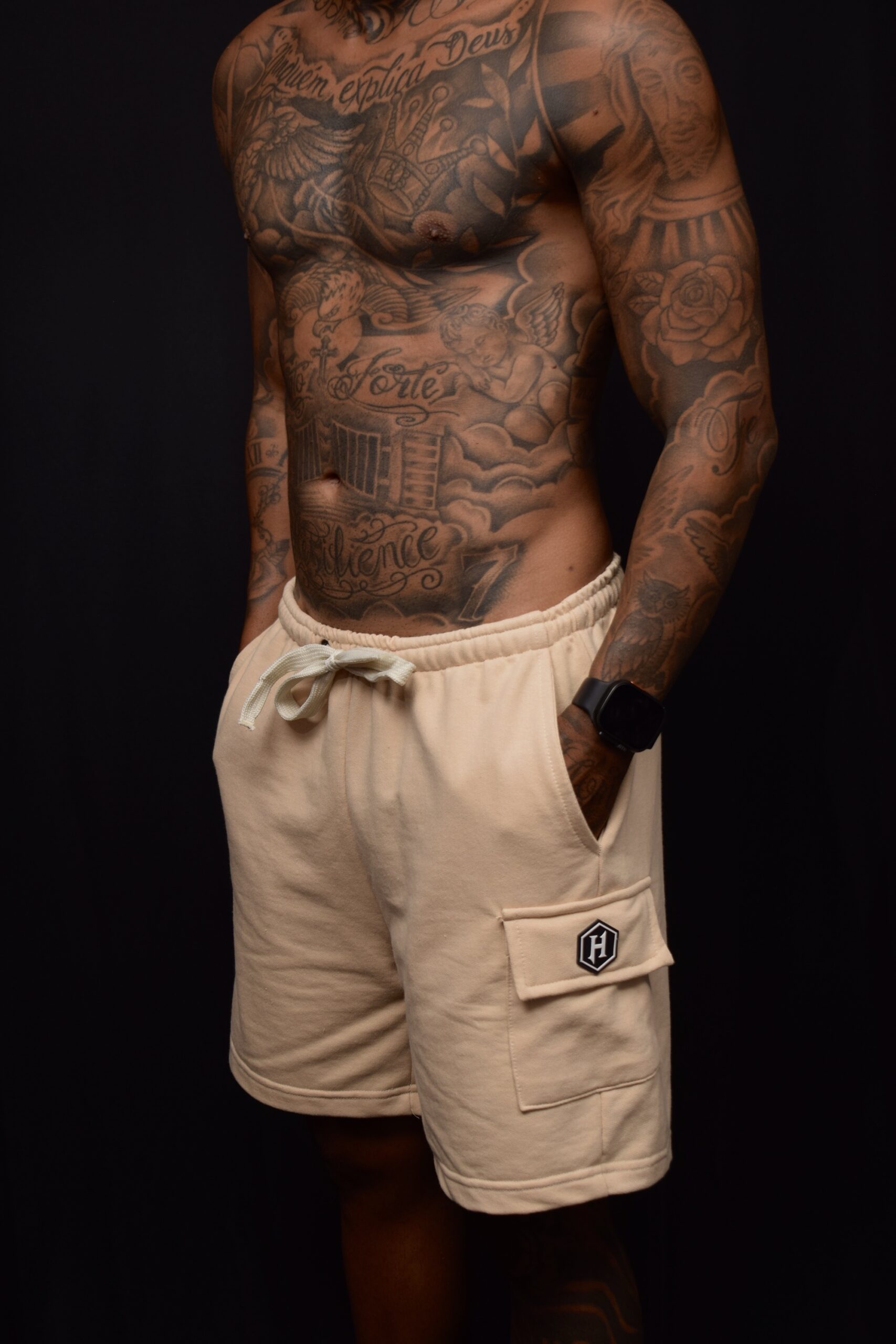 BERMUDA MOLETOM IDENTIDADE BEGE