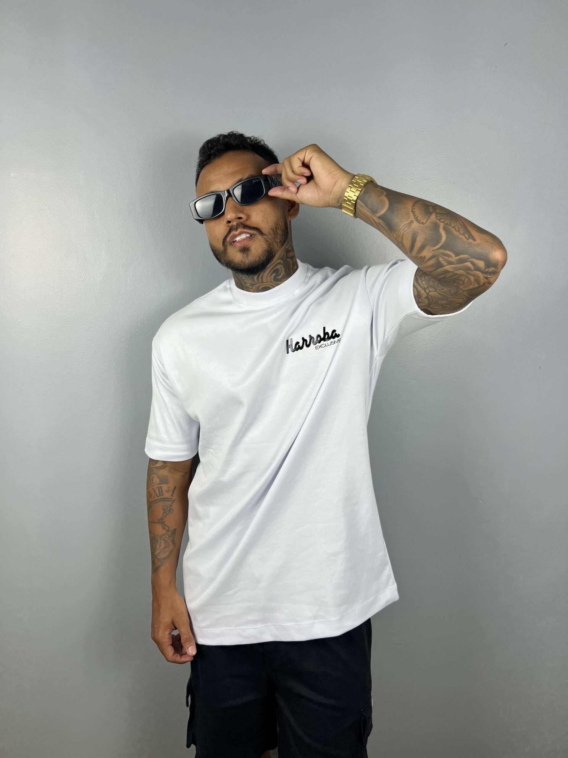 OVERSIZED SIGNATURE DROP