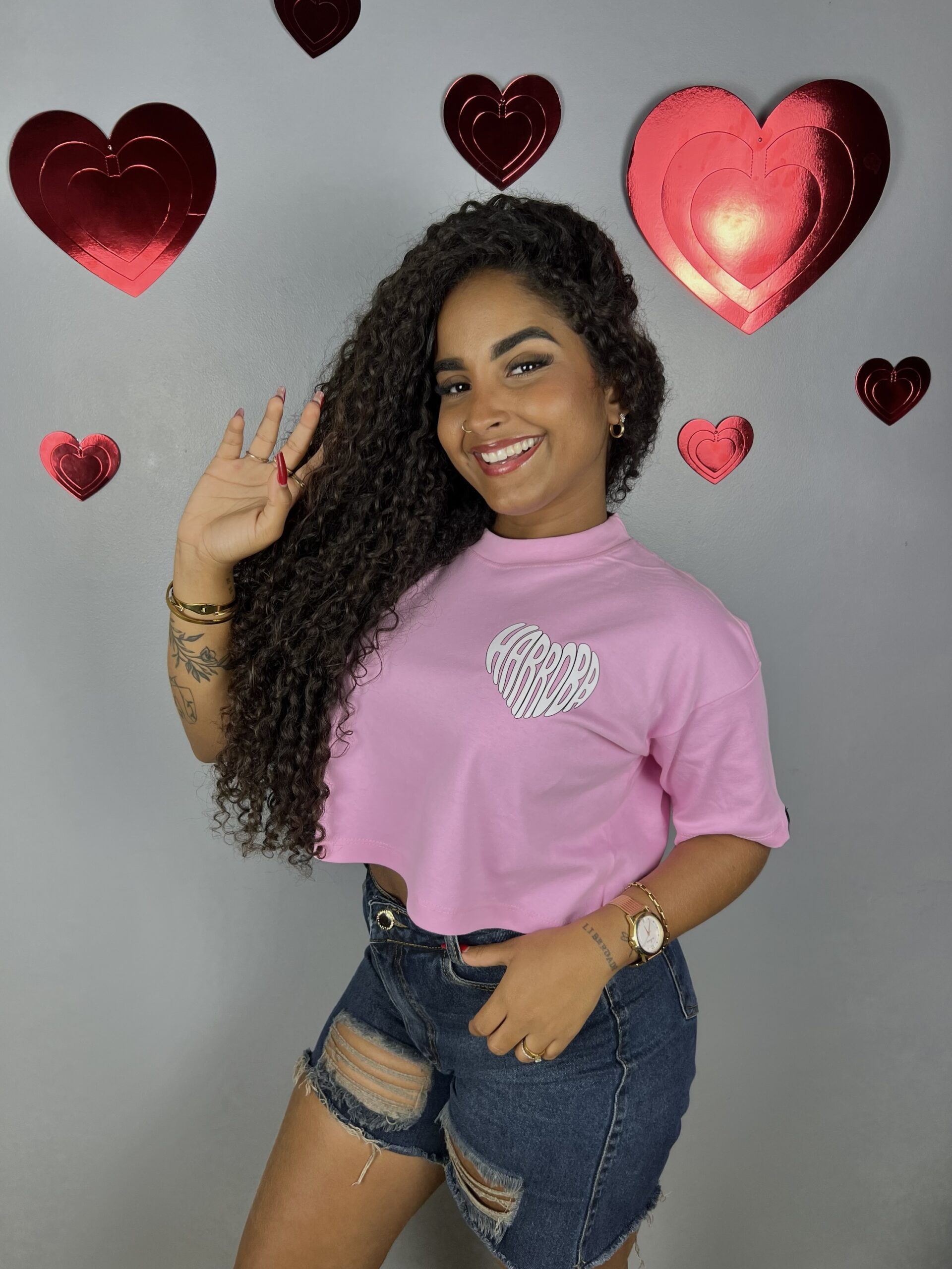 CROPPED OVER LOVE SHAPE