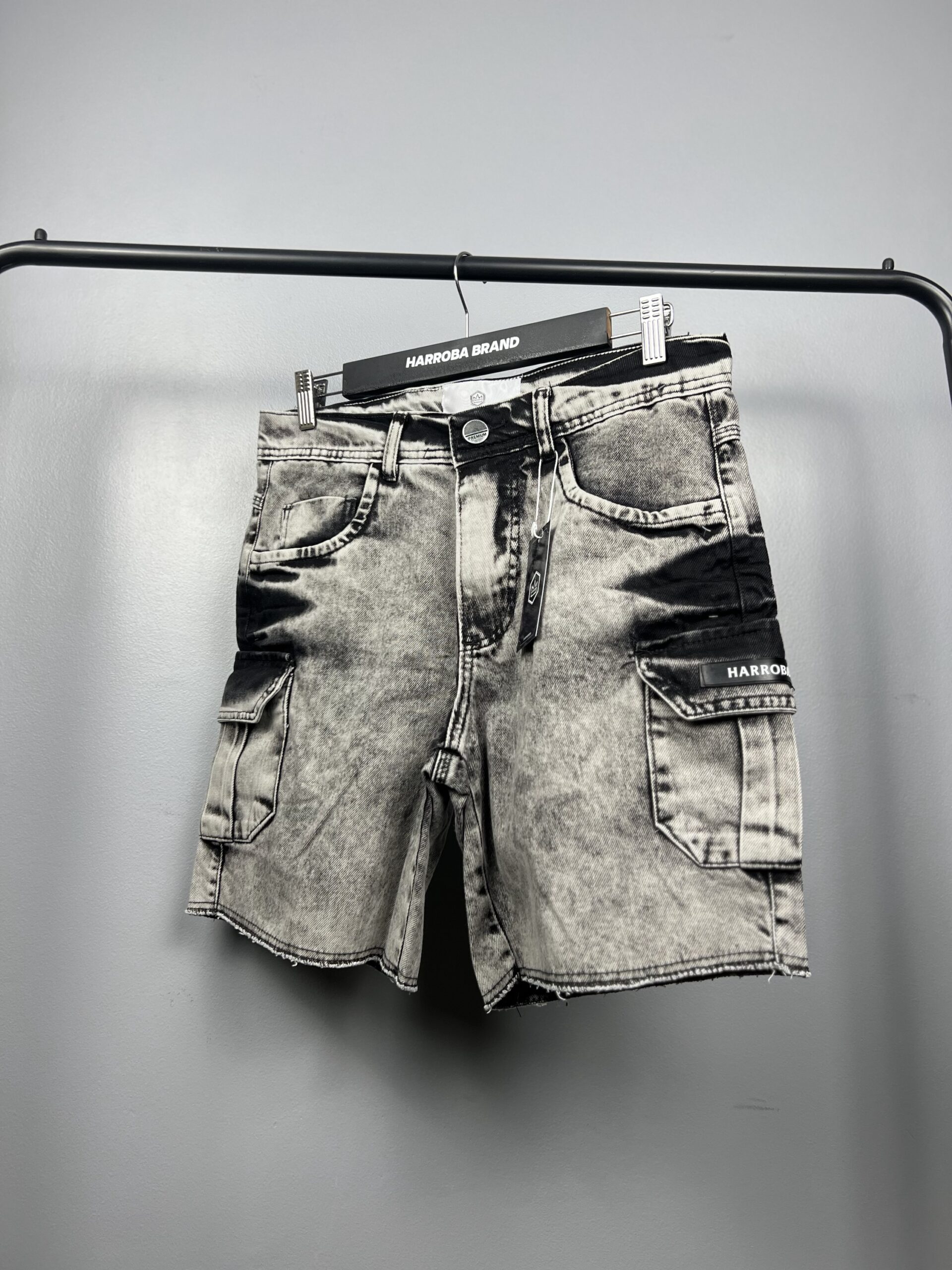 BERMUDA JEANS BLACK CARGO